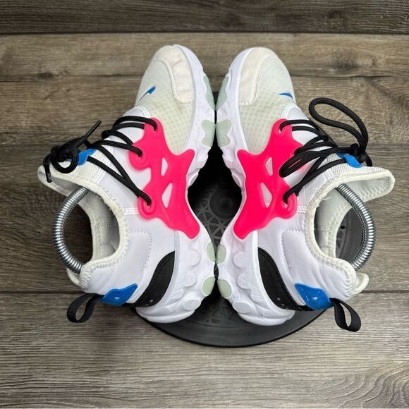 Nike React Presto Running Shoes White Blue Pink BQ4002-101 Size 7Y /  Women 8.5 - Picture 5 of 7